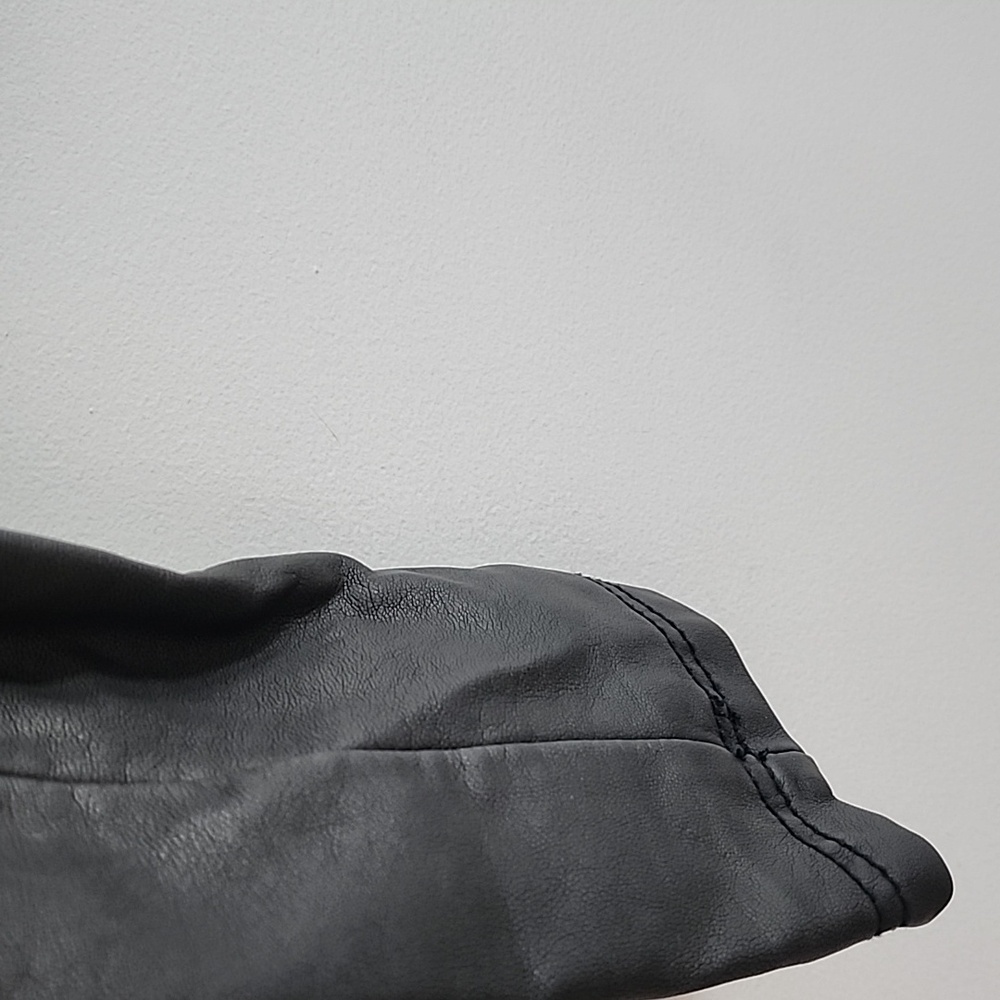 βΌοΈVERY RARE!βΌοΈ πβ€οΈ HOLLISTER PLEATHER MOTO JACKET β€οΈπ - Picture 15 of 16